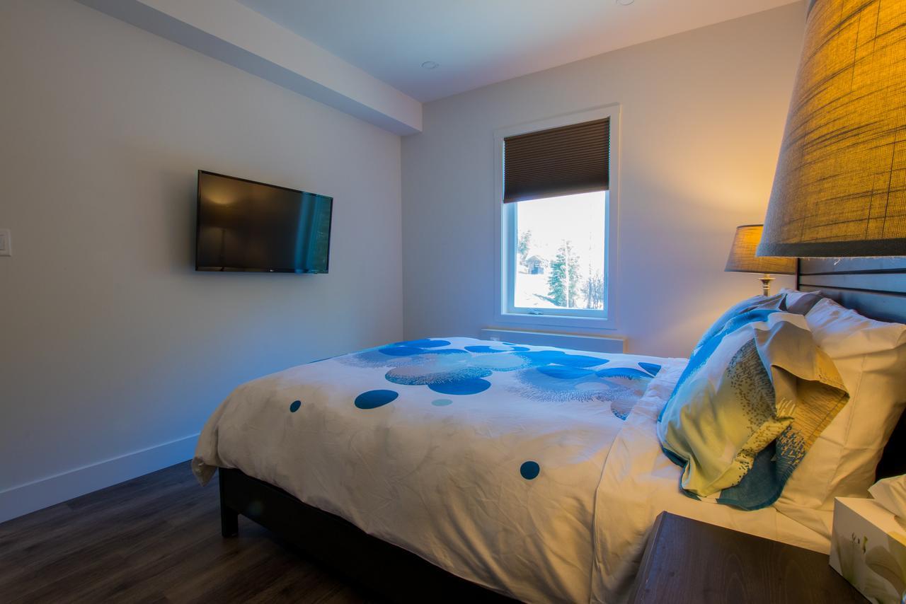 The Burfield Hotel Sun Peaks Kültér fotó